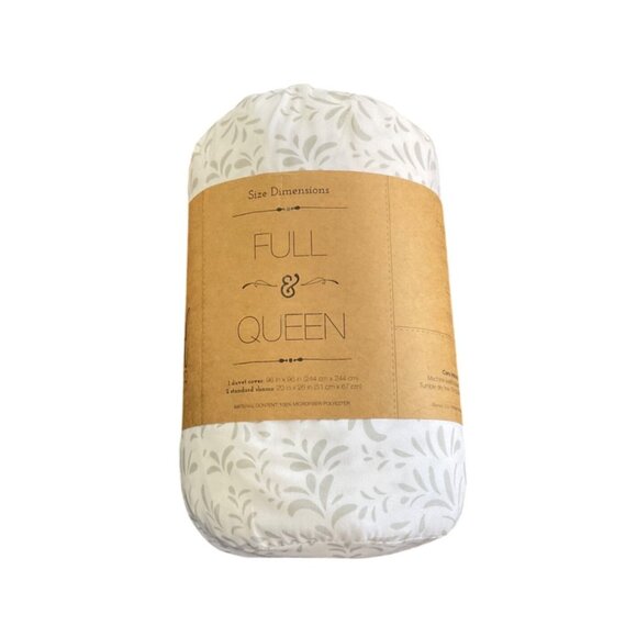 Ultra Soft Full/Queen Hypoallergenic Comforter With Subtle Gray Leaf Design - Picture 1 of 3